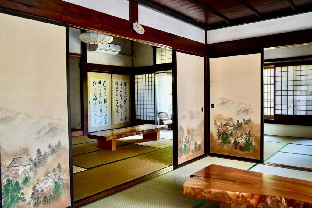 佐渡島に残る築130年の伝統的な古民家｜東夢 Villa Szado Kültér fotó