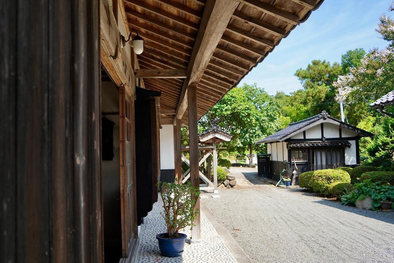 佐渡島に残る築130年の伝統的な古民家｜東夢 Villa Szado Kültér fotó